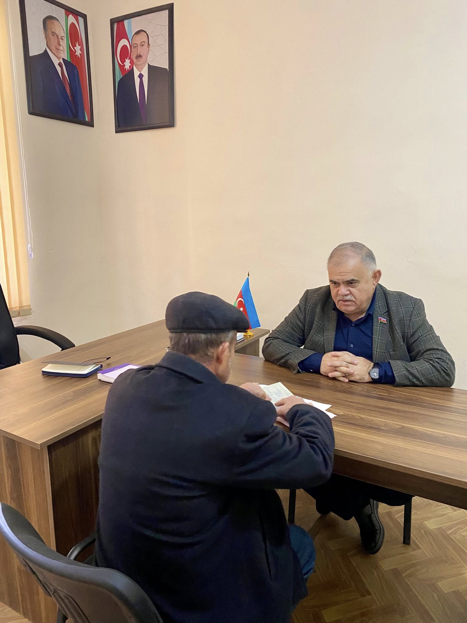 Arzu Nağıyev vətəndaşları qəbul etdi - FOTOLAR