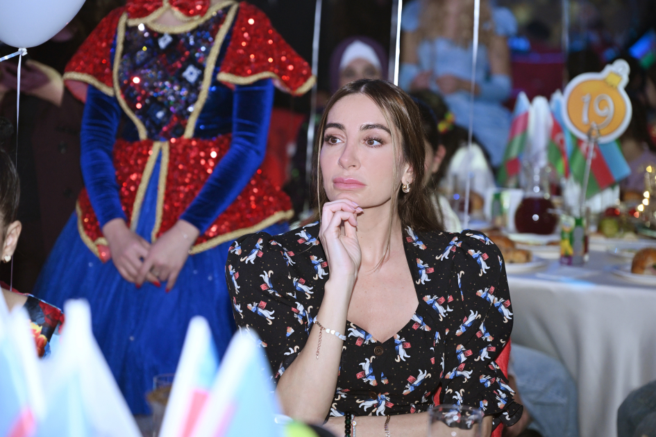 Prezidentin qızları və gəlini şəhid övladları ilə bayram şənliyində – FOTOLAR