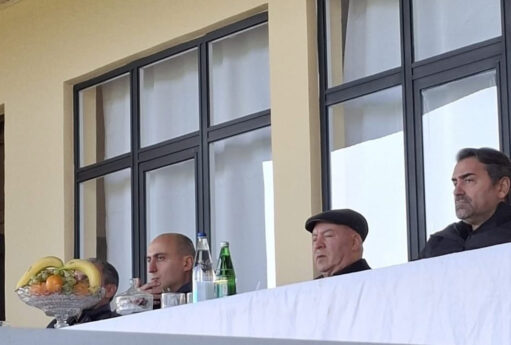 Yevlaxdakı matçı Emin Əmrullayev də izlədi