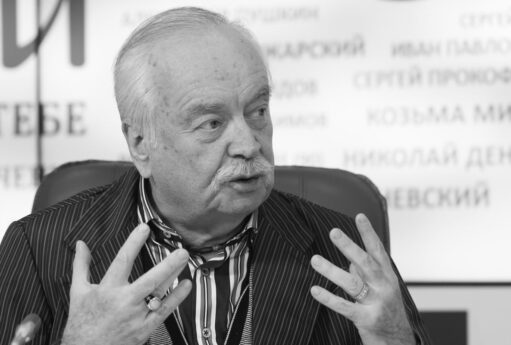 Rusiyada tanınmış aktyor vəfat etdi