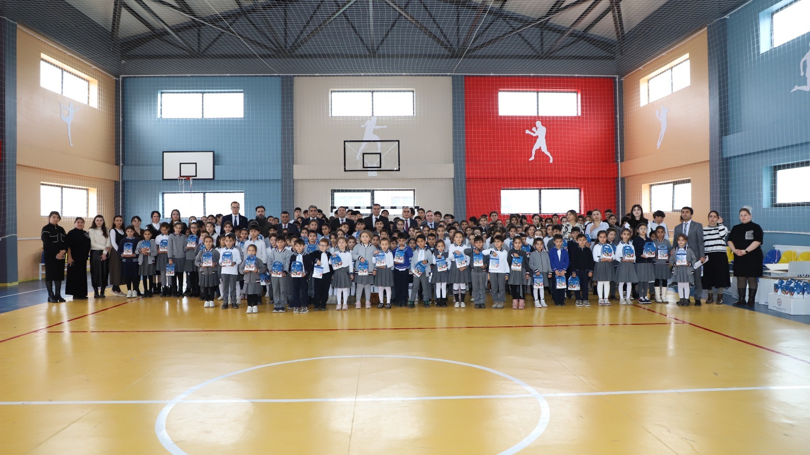 AHİK uşaqlar üçün bayram şənlikləri təşkil edib - Fotolar