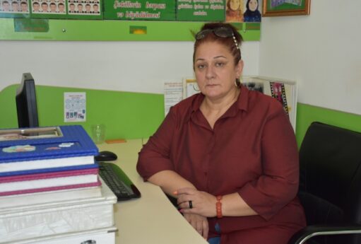 Xalq şairimizin qızı ölkədən qaçan qardaşından danışdı 21 Xalq şairimizin qızı ölkədən qaçan qardaşından danışdı