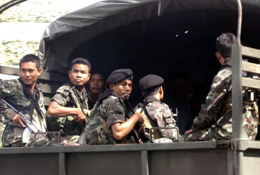 Kamboca və Tayland arasında bütün sərhədlər bağlandı - Yeni müharibə başlayır