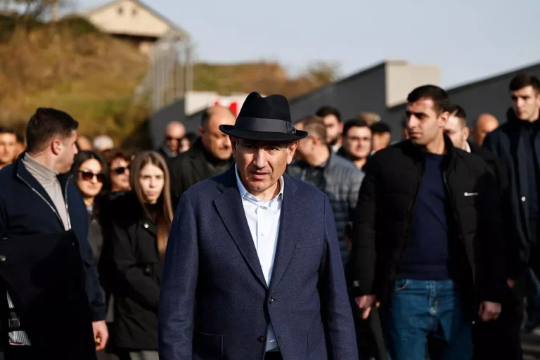Paşinyan təcili Azərbaycanla sərhədə gəldi: Nə baş verir?