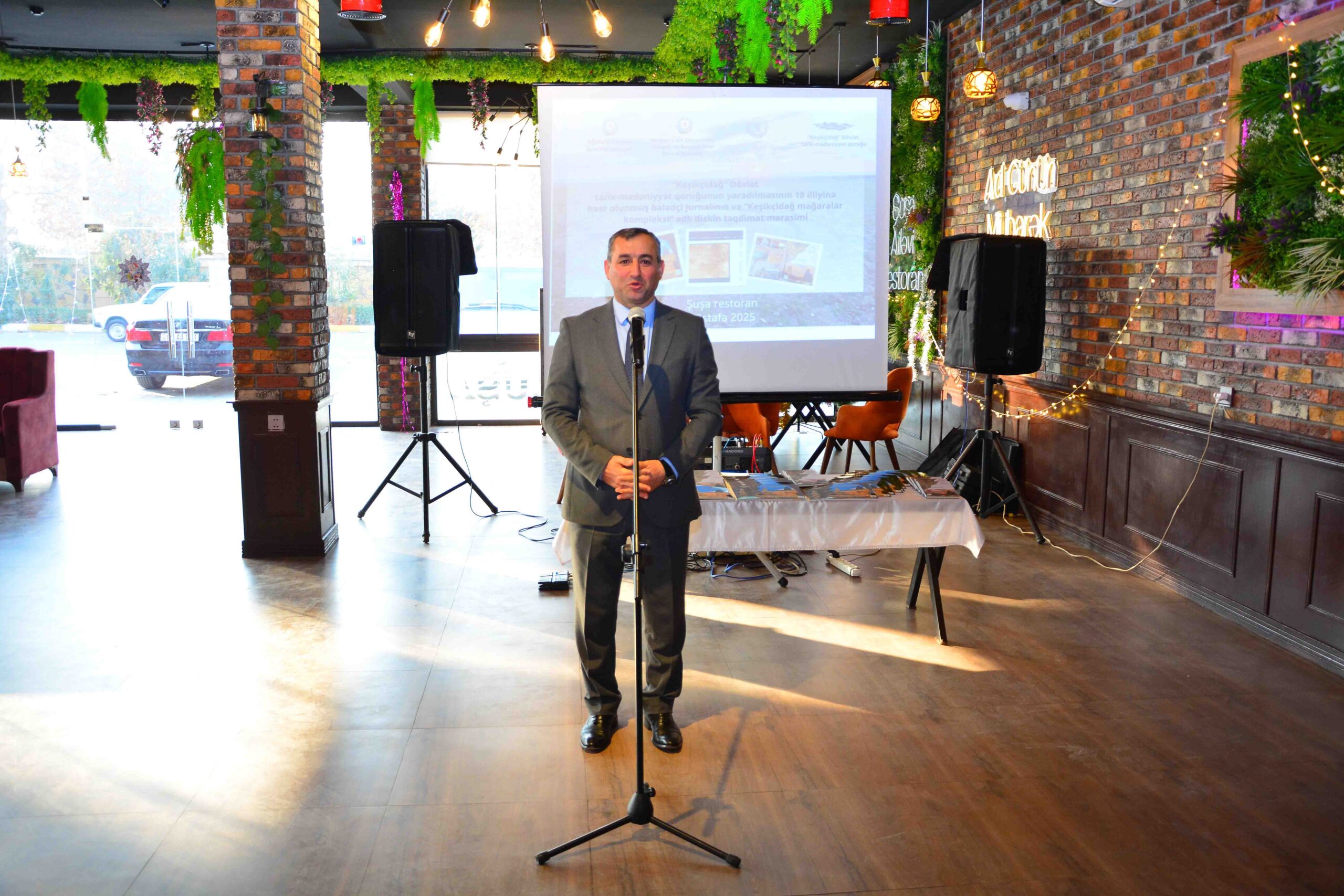 Ağstafada Keşikçidağla bağlı bələdçi jurnalının və diskin təqdimatı keçirildi - FOTOLAR 3 Ağstafada Keşikçidağla bağlı bələdçi jurnalının və diskin təqdimatı keçirildi - FOTOLAR