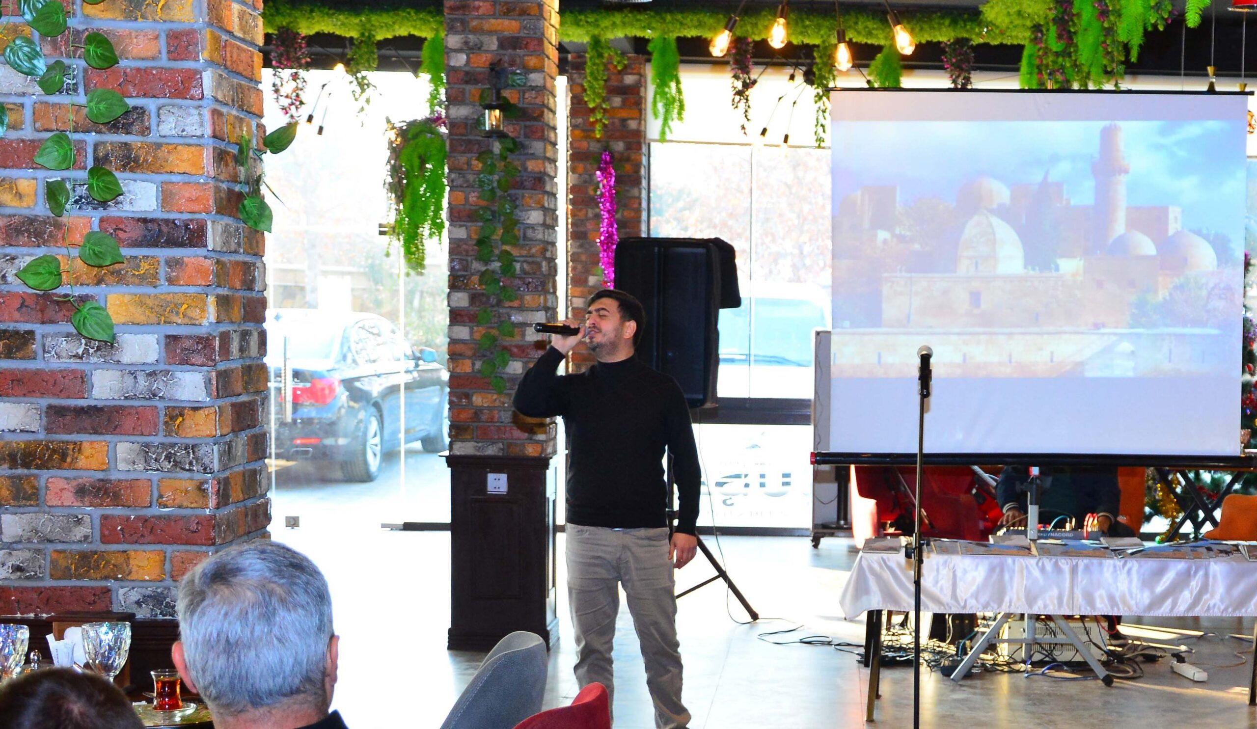 Ağstafada Keşikçidağla bağlı bələdçi jurnalının və diskin təqdimatı keçirildi - FOTOLAR 9 Ağstafada Keşikçidağla bağlı bələdçi jurnalının və diskin təqdimatı keçirildi - FOTOLAR