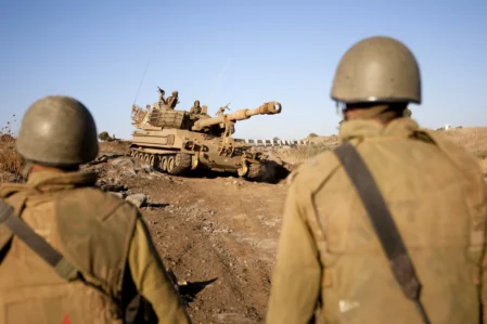 Mideast Israel Milita sham 2 1200