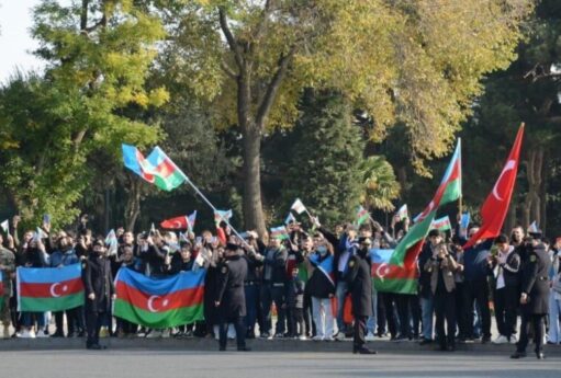 O, pulunu bölsə, hər bir Azərbaycan vətəndaşına 74 min manat düşəcək