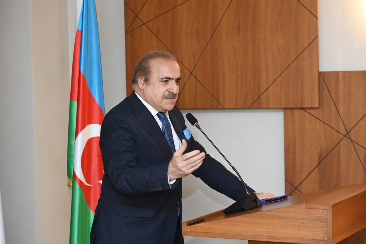 Mirzə Qədim İrəvani “Xalq Əmanəti” layihəsinin 26-cı nəşrində - FOTOLAR 15 WhatsApp Image 2025 12 04 at 10.09.15 1