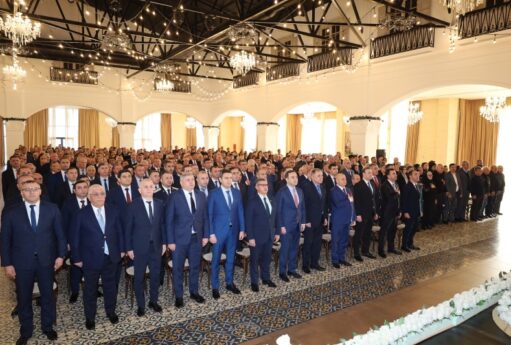 Novruz Aslanov İsmayıllıda hesabat yığıncağınada iştirak etdi - FOTOLAR