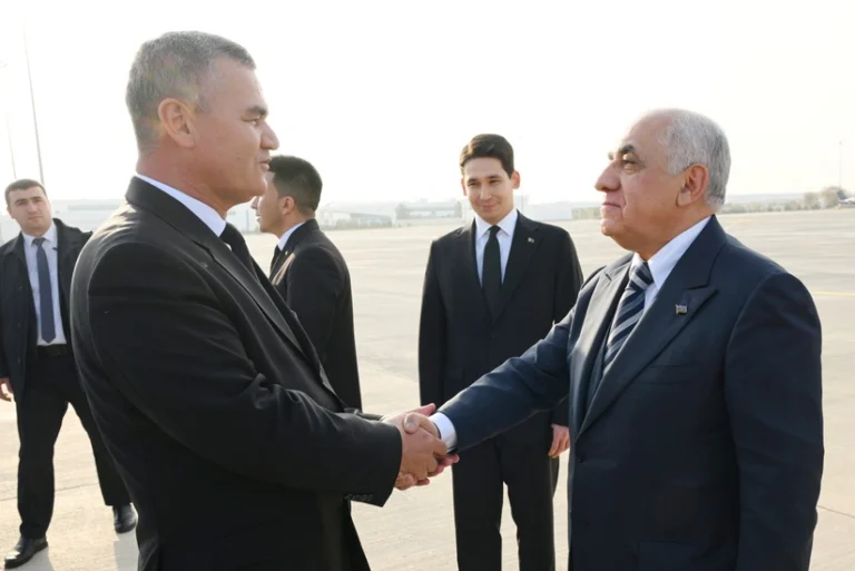 Əli Əsədov Türkmənistanda səfərdədir - FOTO