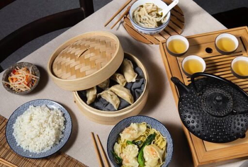 İştahası çox olduğuna görə nişanlısını məhkəməyə verdi