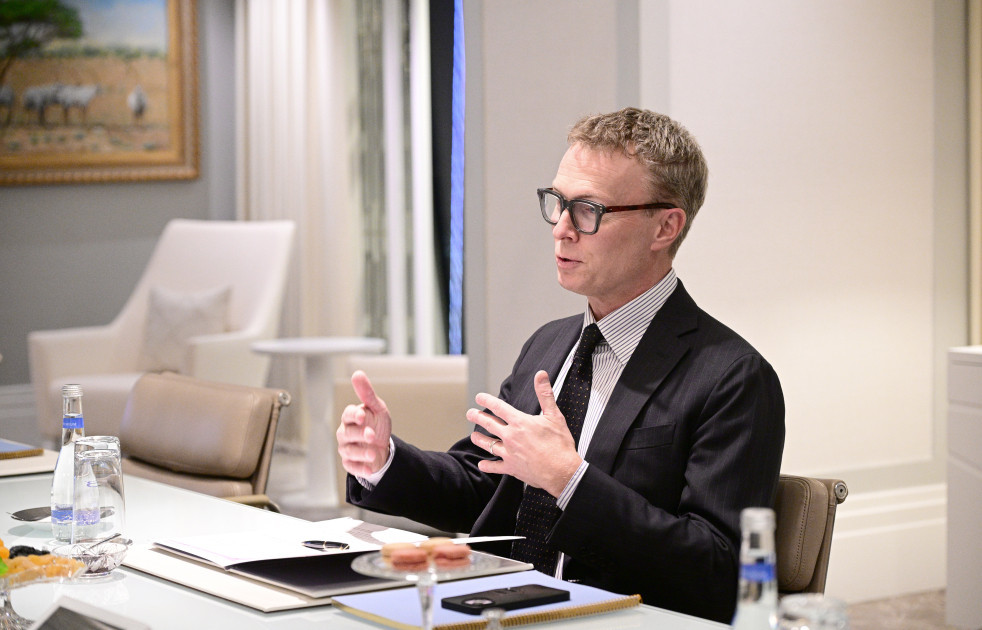 Leyla Əliyeva Robb Butler ilə görüşdü