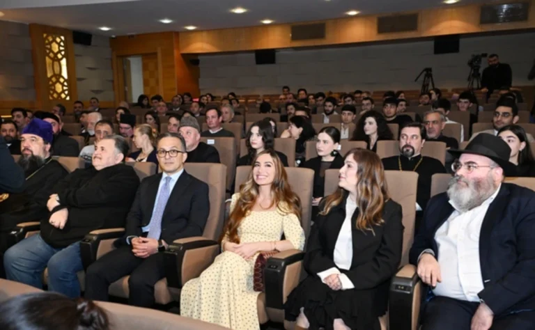 Arzu Əliyeva təqdimat mərasimindən paylaşım etdi - FOTO