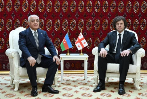 Əli Əsədov Aşqabadda İrakli Kobaxidze ilə görüşdü - FOTO