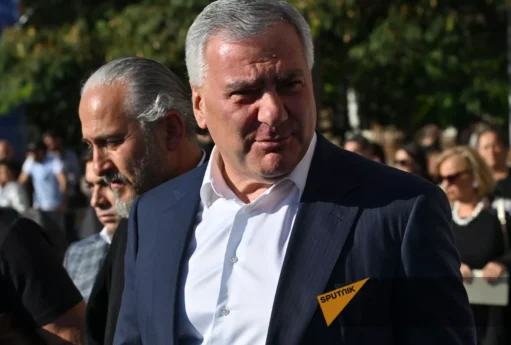 Paşinyan Karapetyanla bağlı qərar verdi