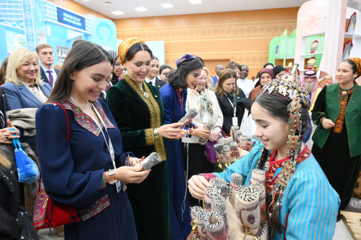 Leyla Əliyeva Türkmənistanda beynəlxalq konfransda iştirak etdi – FOTOLAR