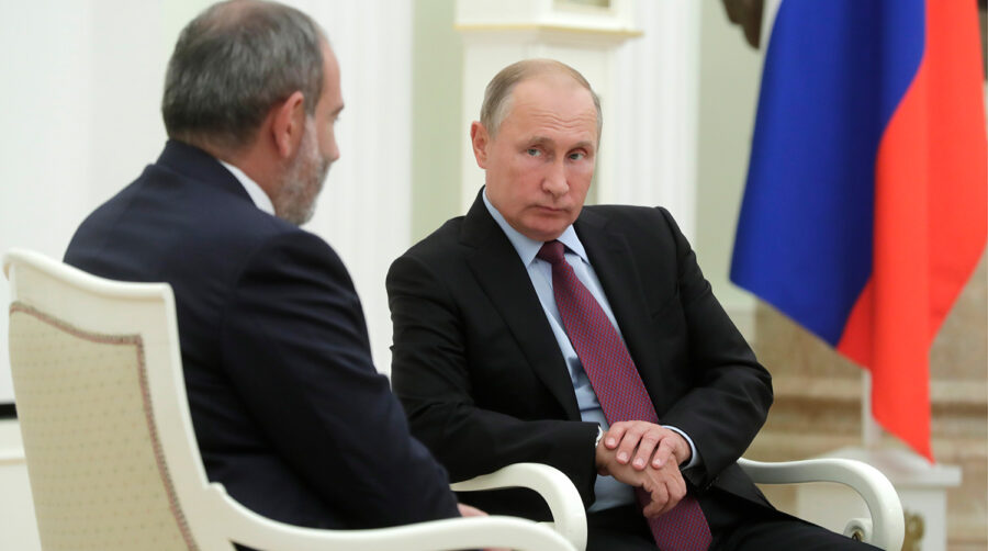 pasinyan putin 900x502 1