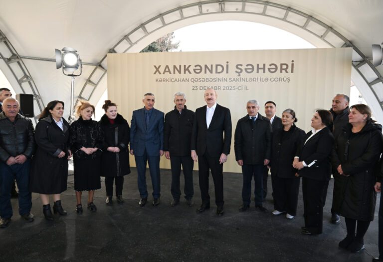 İlham Əliyev Kərkicahan sakinləri ilə görüşdü