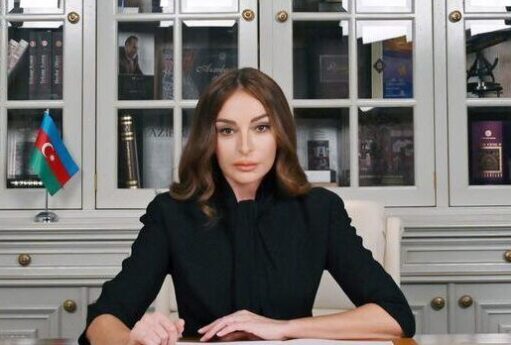 Mehriban Əliyeva: “Sevgi ilə anırıq” - FOTO