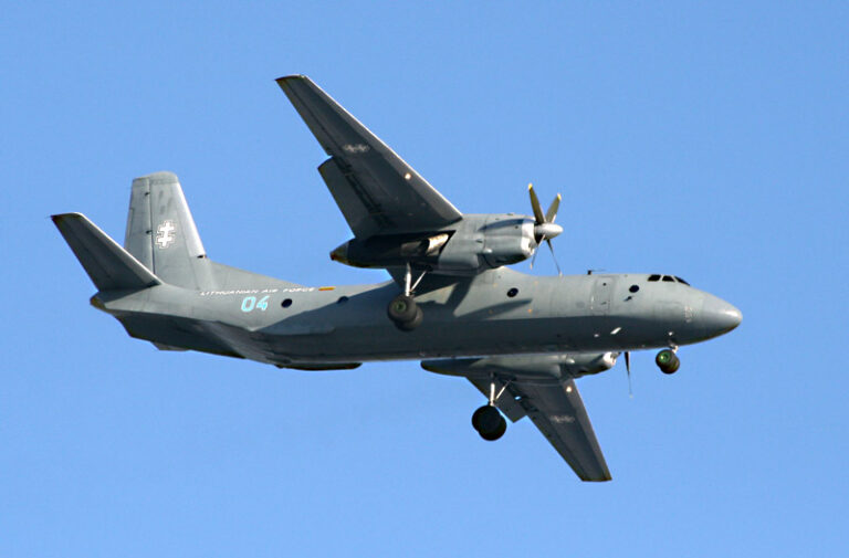 Ukrayna Rusiyanın “AN-26″ təyyarəsini belə məhv etdi - VİDEO