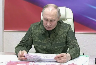 Putin gecəyarısı cəbhə komanda məntəqəsinə getdi - İki kritik məruzə