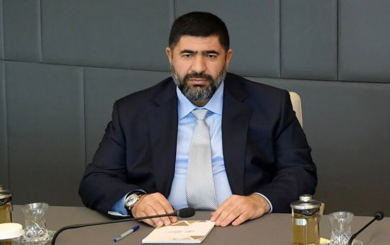 Bəylər Eyyubovun qardaşı oğlundan xəbər var