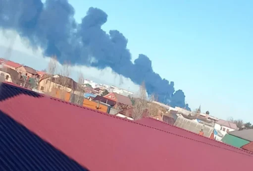 Ukrayna Rusiyada neft emalı zavodunu vurdu