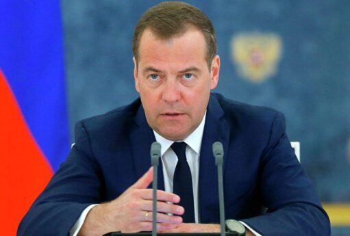 Medvedevdən Zelenskinin referendum açıqlamasında sərt reaksiya