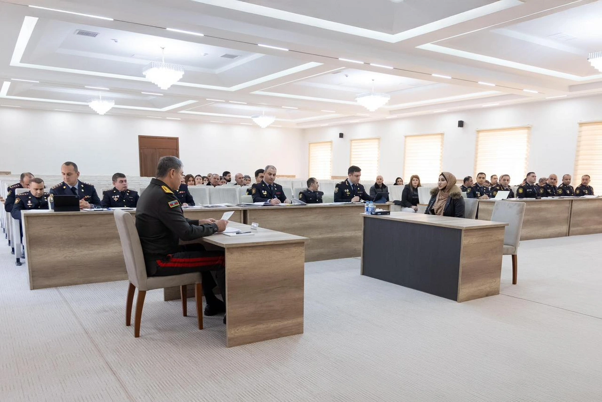 Vilayət Eyvazov vətəndaş qəbulu və sıra baxışı keçirdi - VİDEO 3 Vilayət Eyvazov vətəndaş qəbulu və sıra baxışı keçirdi - VİDEO