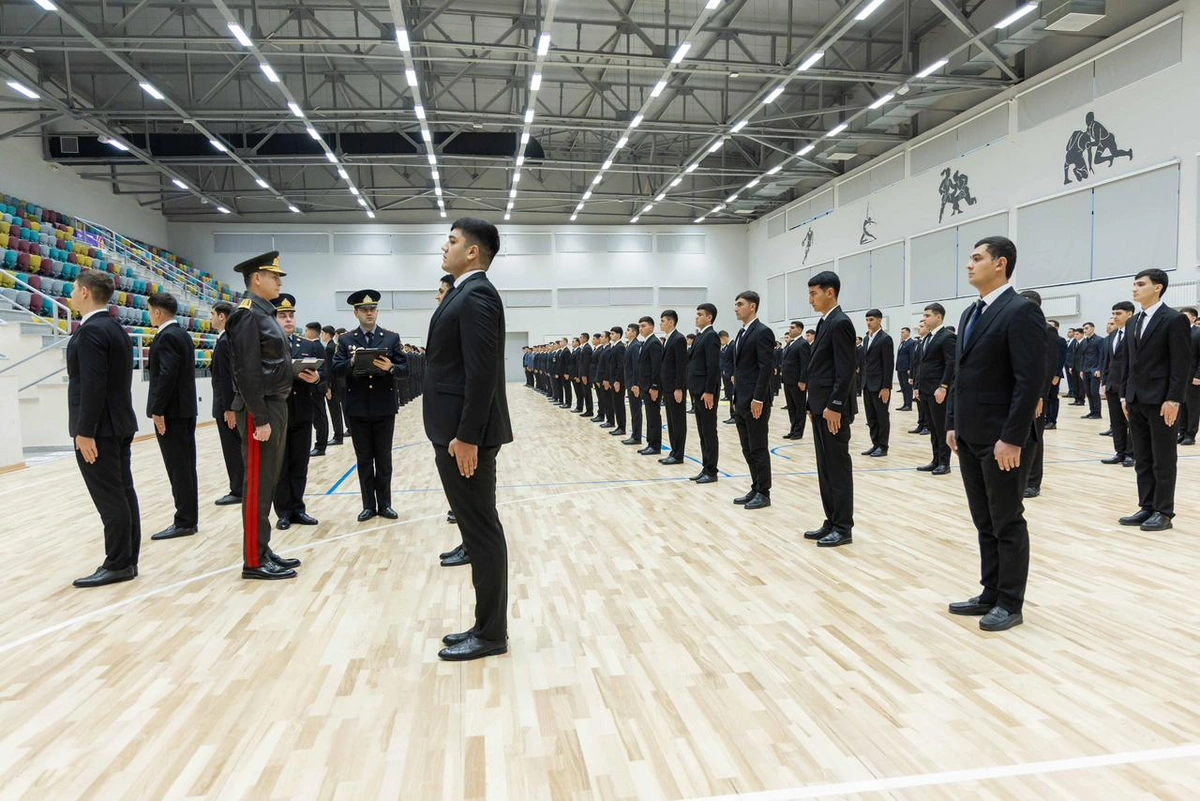 Vilayət Eyvazov vətəndaş qəbulu və sıra baxışı keçirdi - VİDEO 9 Vilayət Eyvazov vətəndaş qəbulu və sıra baxışı keçirdi - VİDEO