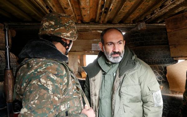 Paşinyan Aprel döyüşləri zamanı nələr edib? - İlk dəfə üzə çıxdı