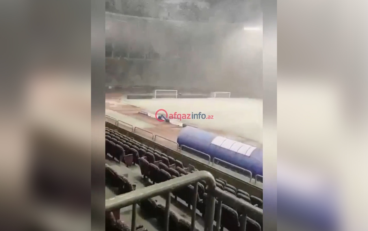 Respublika stadionu qar altında – VİDEO 1 2 69