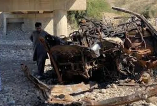 Pakistanda dəhşətli yol qəzası: 14 ölü, 29 yaralı