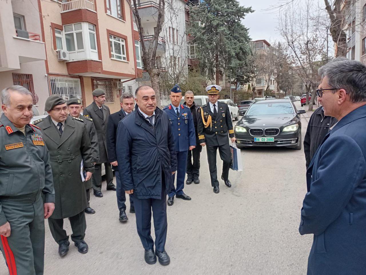 Rəşad Məmmədov həmin hərbçinin ailəsini ziyarət etdi – FOTOLAR