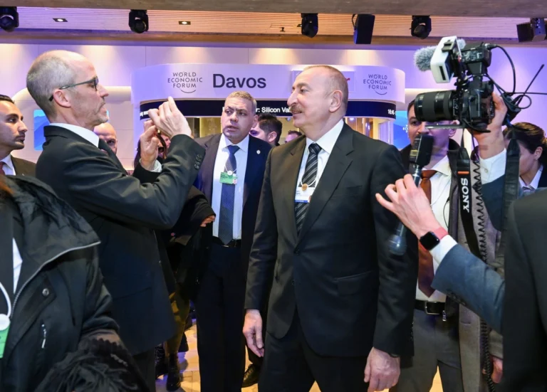 Prezident İlham Əliyev Ümumdünya İqtisadi Forumu çərçivəsində panel iclasda iştirak etdi
