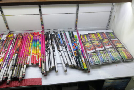 Pirotexniki vasitələr satan daha 26 nəfər saxlanıldı