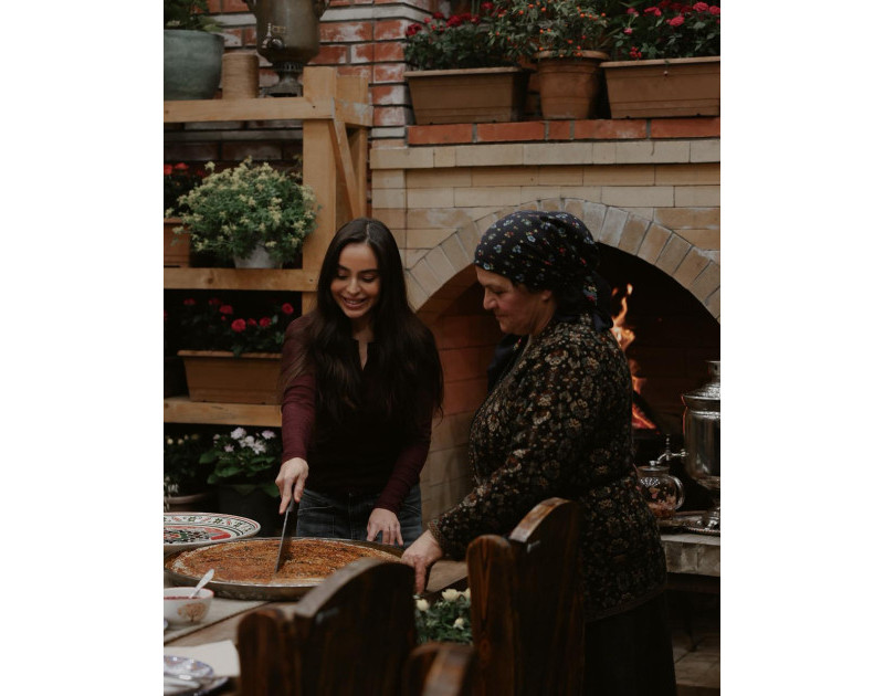 Leyla Əliyeva "Kənd həyatı"nın yeni buraxılışında çəkildi – VİDEO