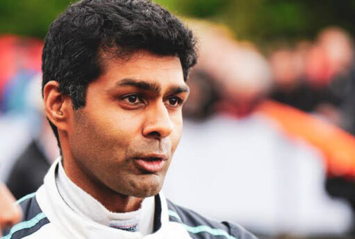 Azərbaycan himnini oxuması gündəm oldu - Video