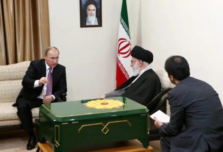 Putin Khamenei AFP.jpg 900x615 1