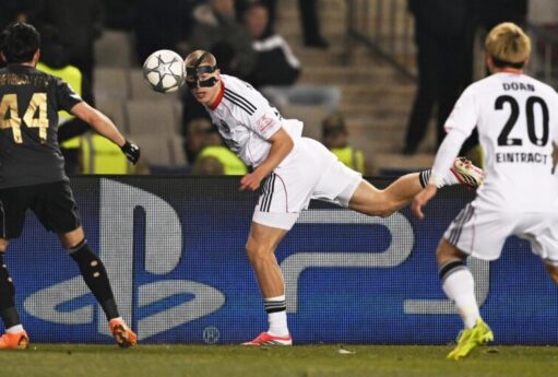 UEFA-dan “Qarabağ”a qarşı ədalətsiz qərar – “Ayntraxt”la oyun... 15 UEFA-dan “Qarabağ”a qarşı ədalətsiz qərar – “Ayntraxt”la oyun...