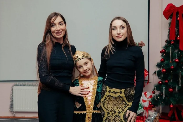 Alena Əliyeva Arzu Əliyevanı təbrik etdi - FOTO