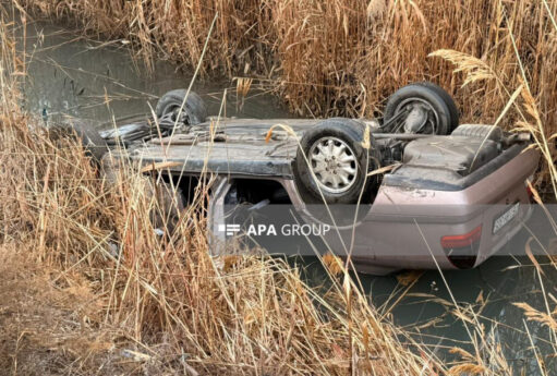 Ucarda maşın kanala aşdı: müəllim öldü - FOTOLAR