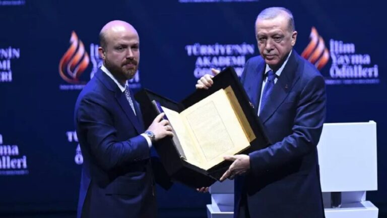 Ərdoğanın oğlu ilə bağlı yeni iddia - Ölkəni onlarla bərabər idarə edəcək?