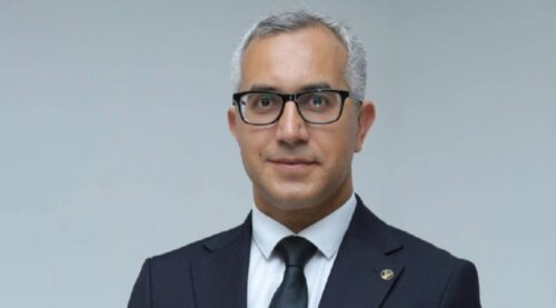 DİM nümayəndələri Kamran Əsədovun məhkəməsində