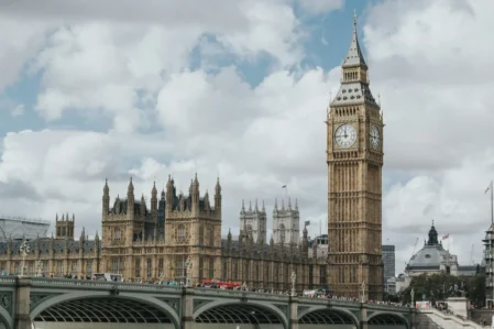 london 900x600 2
