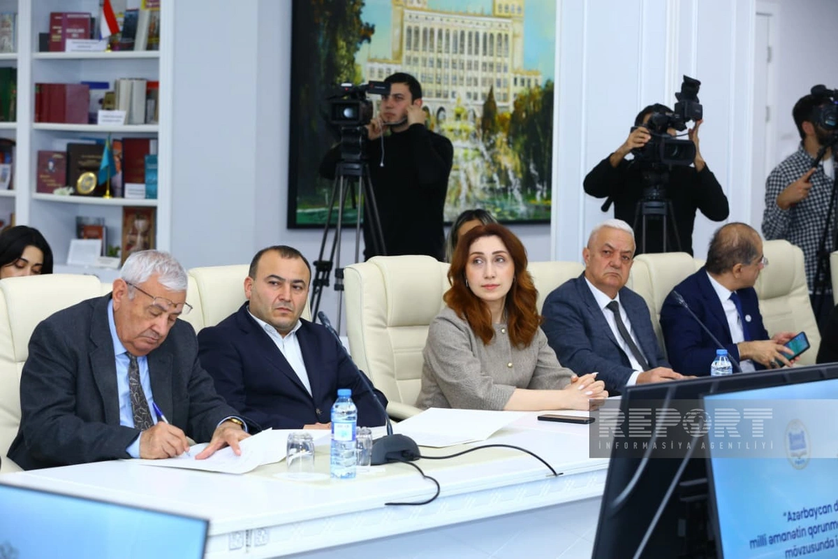 QHT-lər və alimlər Azərbaycan dili mövzusunda müzakirə apardılar - FOTOLAR 5 qh 5
