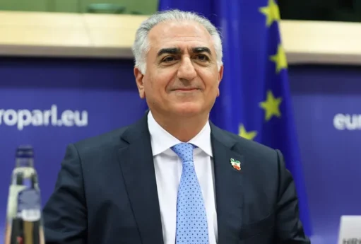 Trampdan Pəhləvi ilə bağlı diqqətçəkən sözlər