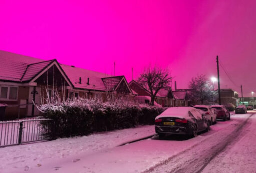 İngilisləri çaşdıran çəhrayı səma: nə baş verir? - FOTOLAR