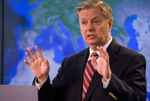 Amerikalı senatordan Türkiyə haqda qalmaqallı sözlər: "Kimlə danışıblar?"